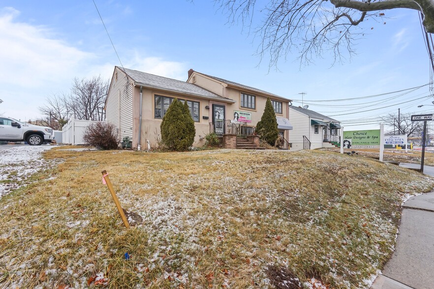 1162 Raritan Rd, Clark, NJ for sale - Building Photo - Image 2 of 27