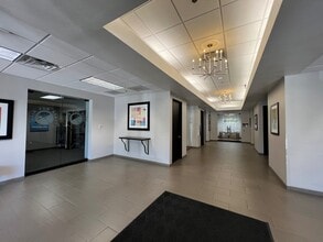 9180 S Kyrene Rd, Tempe, AZ for lease Lobby- Image 2 of 6