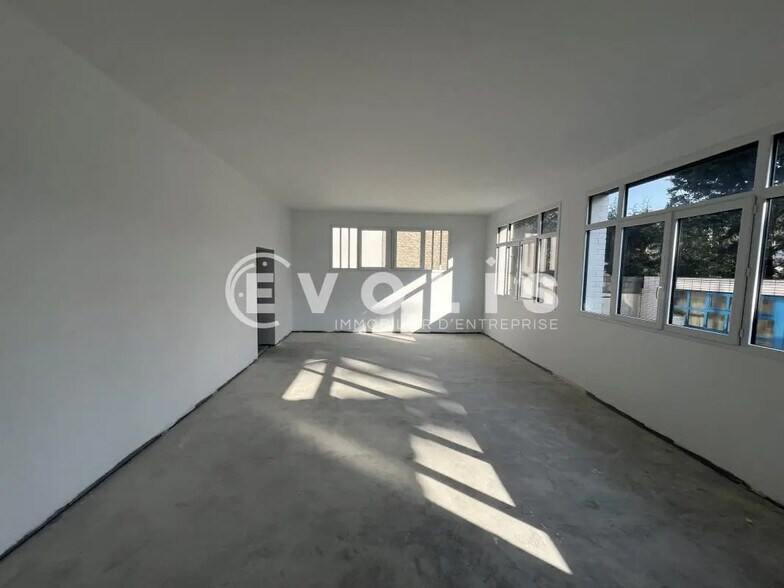 Office in Saint-Maur-des-Fossés for sale - Interior Photo - Image 3 of 10