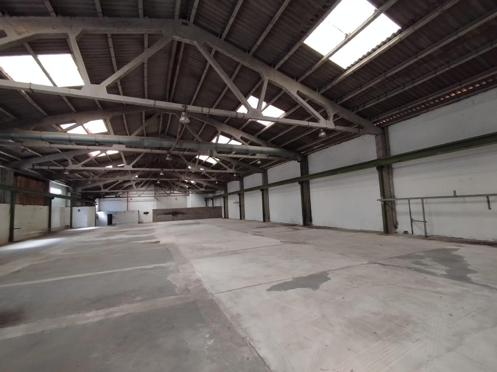 Industrial in Sant Vicenç de Castellet, Barcelona for lease Interior Photo- Image 1 of 5