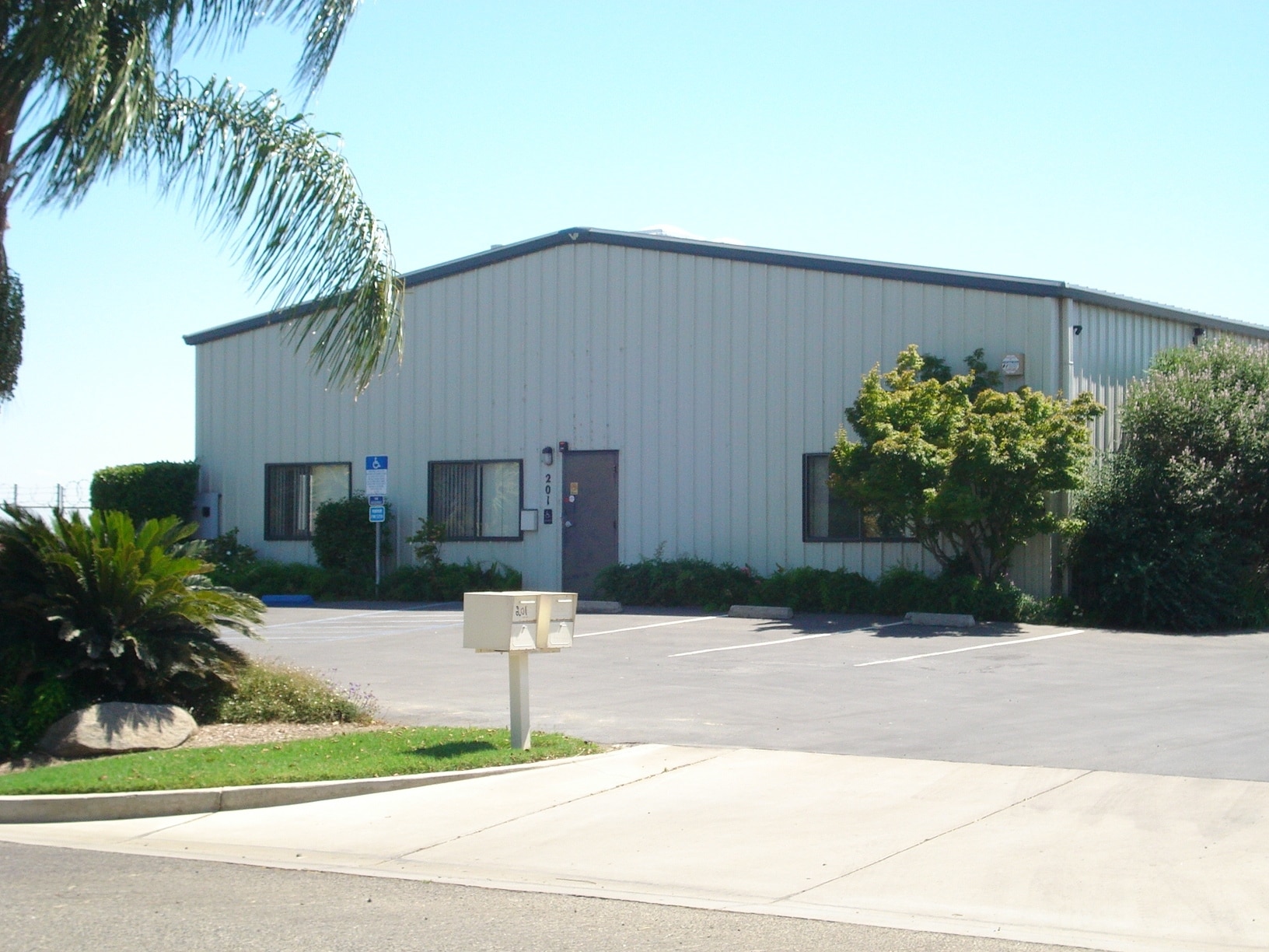 235 Riggs Ave, Merced, CA for sale Building Photo- Image 1 of 1