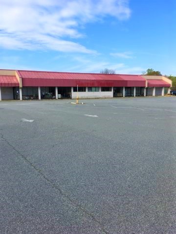 2318 E Main St, Lincolnton, NC for sale - Building Photo - Image 1 of 1