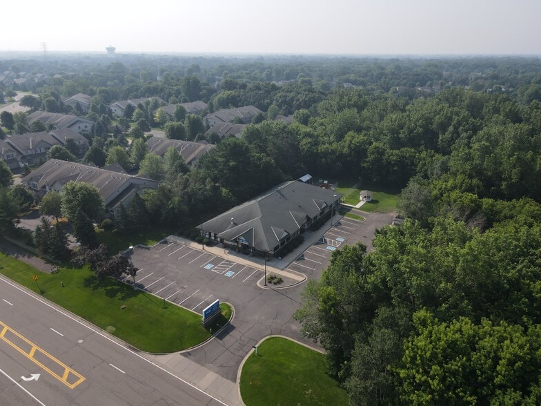 2172 NW Station Pky, Andover, MN for sale - Building Photo - Image 2 of 3