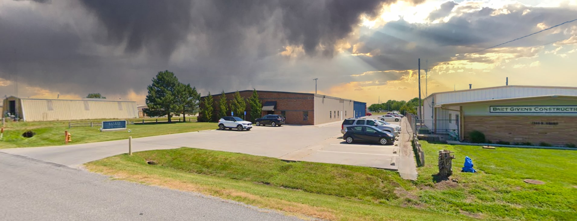 1302 N Grand St, Hutchinson, KS for sale Building Photo- Image 1 of 10