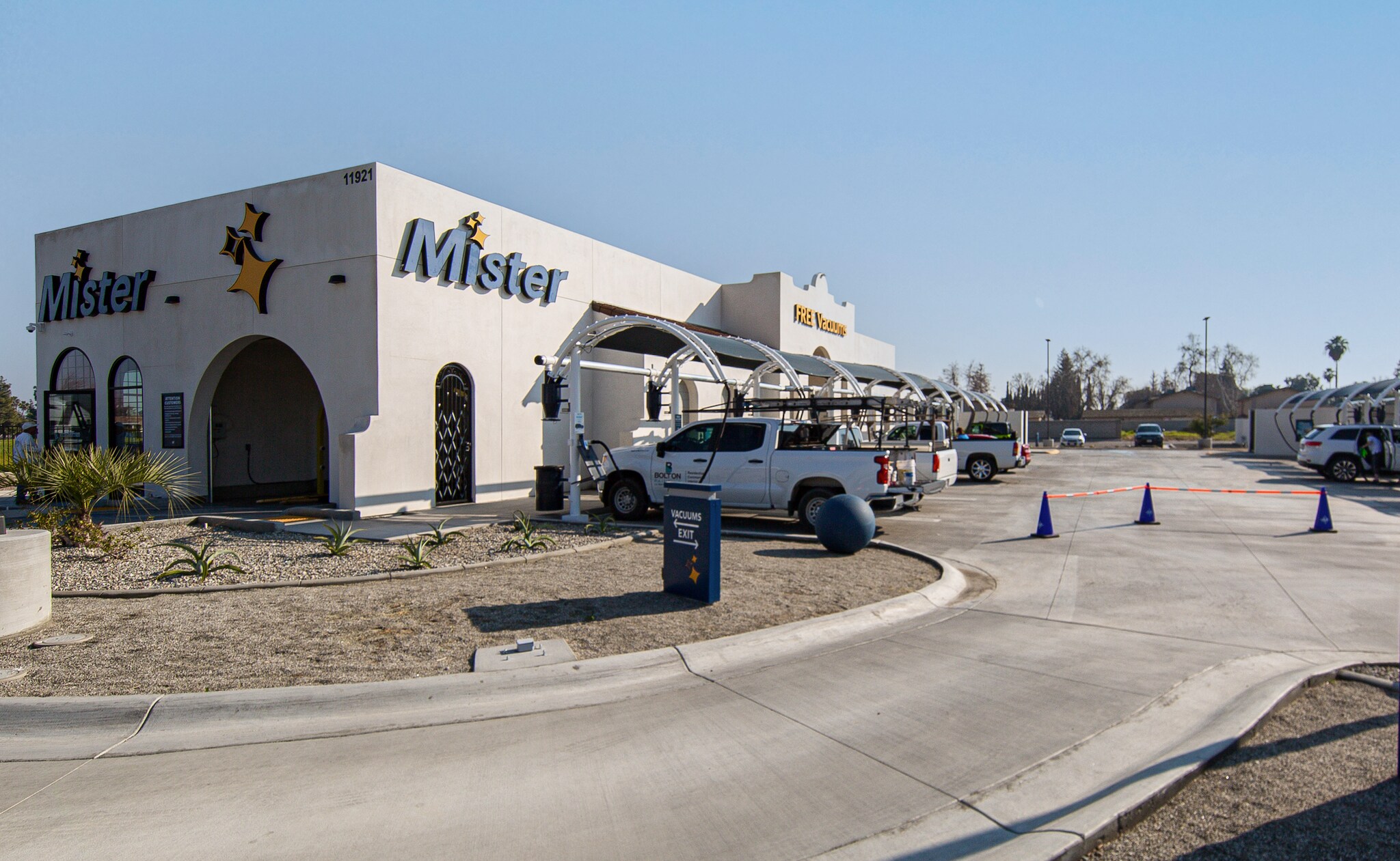 11921 Rosedale, Bakersfield, CA 93312 Mister Car Wash Bakersfield