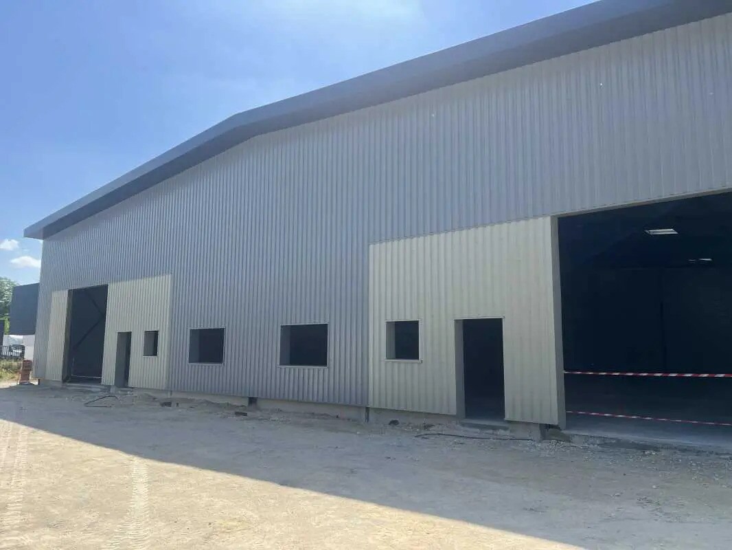 Flex in SAINT-MEDARD-D'EYRANS for lease Building Photo- Image 1 of 6