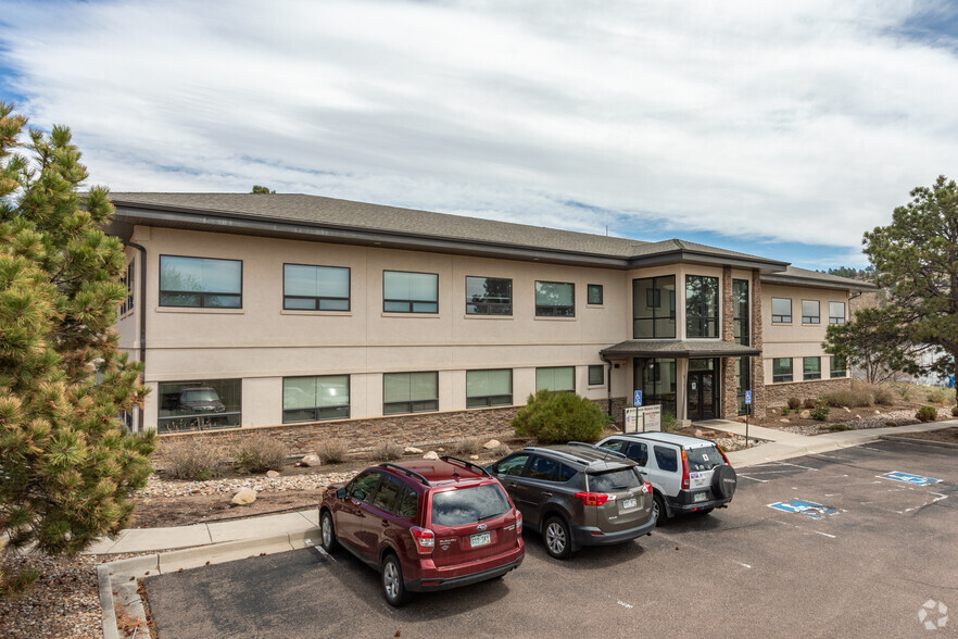 910 Pinon Ranch Vw, Colorado Springs, CO for lease - Primary Photo - Image 1 of 10