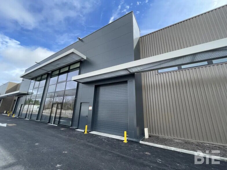Flex in Mérignac for lease - Building Photo - Image 3 of 7