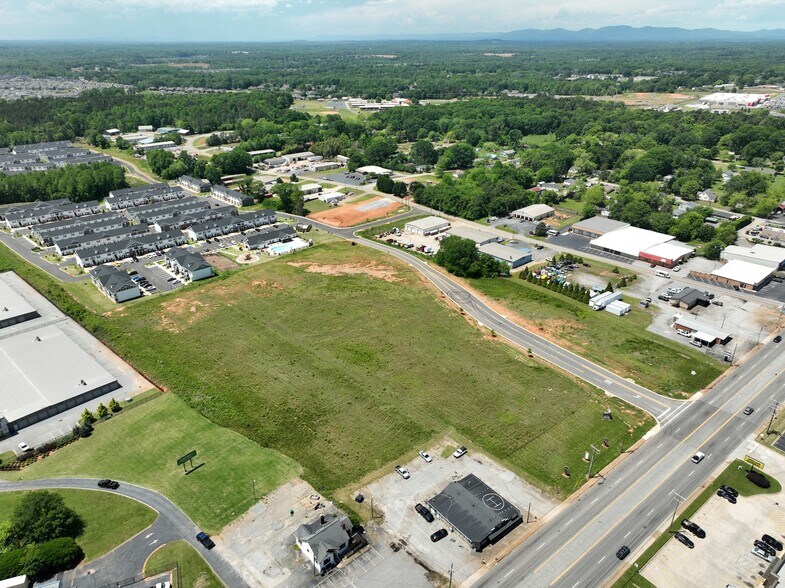 3069 Boiling Springs Rd, Boiling Springs, SC for sale - Building Photo - Image 3 of 8