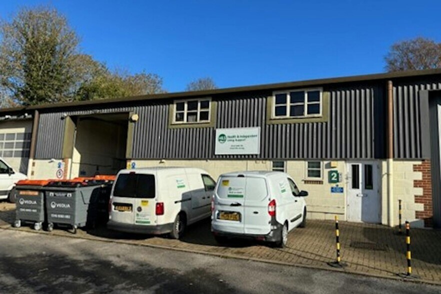 3 Main Rd, Itchen Abbas for sale - Building Photo - Image 1 of 5