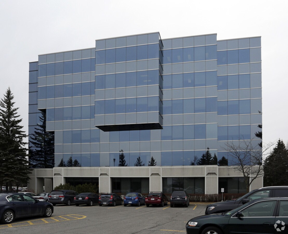 2 Gurdwara Rd, Ottawa, ON, K2E 1A2 Property For Lease on