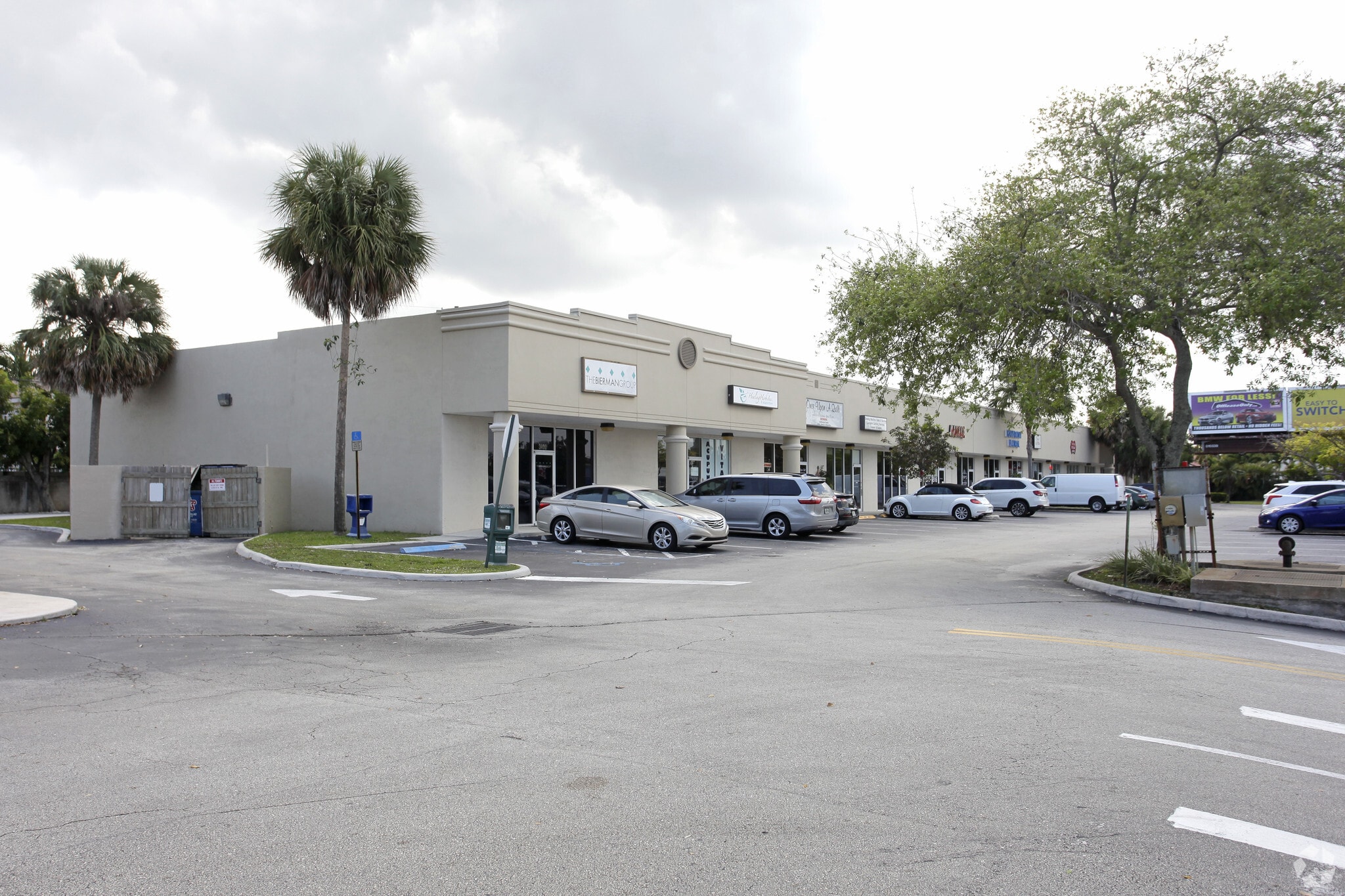 3400-3428 Griffin Rd, Dania, FL for lease Primary Photo- Image 1 of 6
