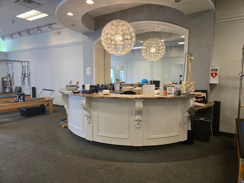 5843 Transit Rd, Amherst, NY for lease - Building Photo - Image 3 of 15