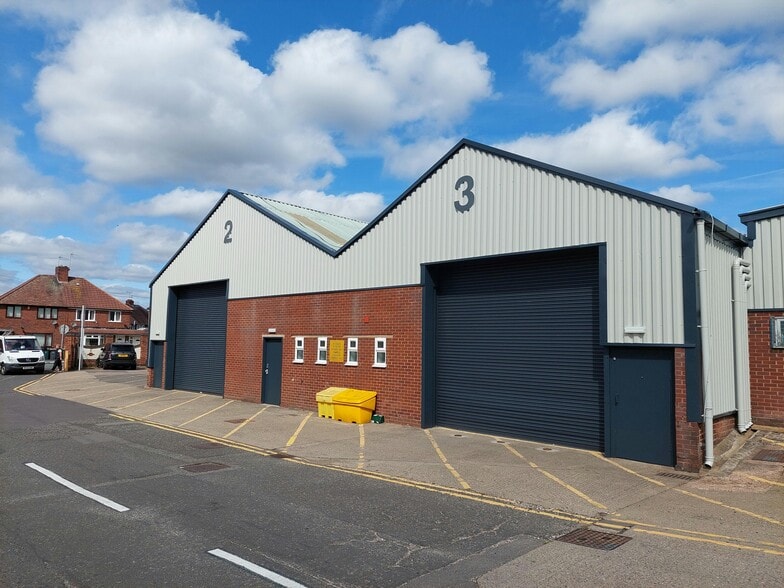 3 Church Ln, West Bromwich for lease - Building Photo - Image 3 of 19