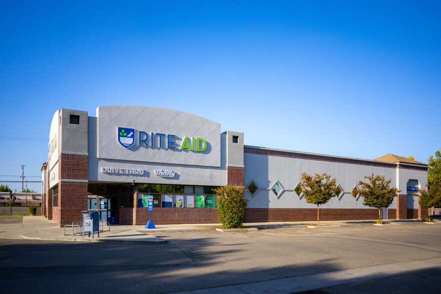 1500 Whitley Ave, Corcoran, CA for sale - Building Photo - Image 3 of 9