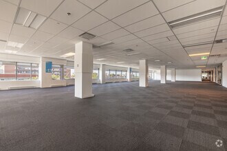 7101 Av du Parc, Montréal, QC for lease Interior Photo- Image 2 of 5