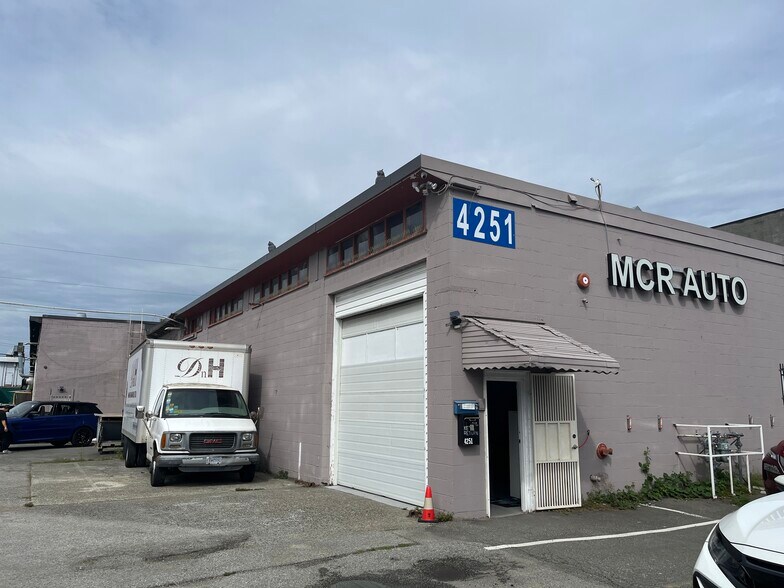 4251 Vanguard Rd, Richmond, BC V6X 2P6 Industrial for Lease