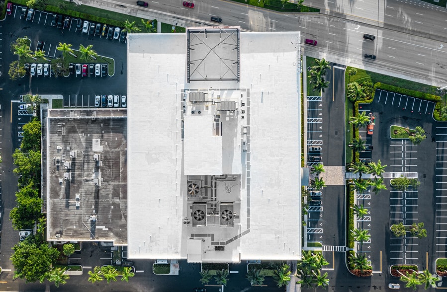 6451 N Federal Hwy, Fort Lauderdale, FL for lease - Aerial - Image 2 of 19