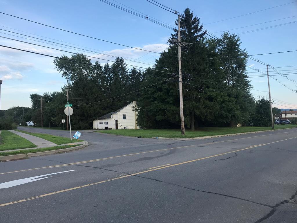 2094 Elmira St, Sayre, PA 18840