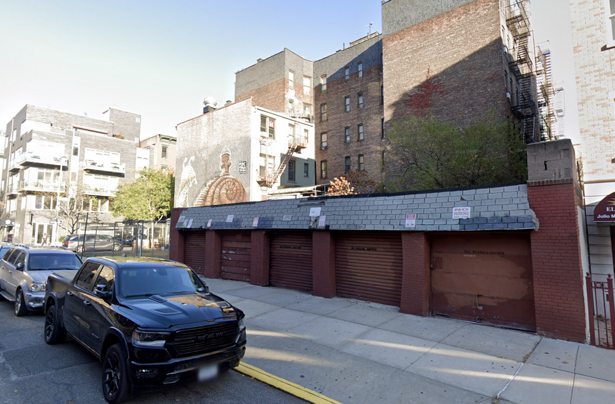 333 Bedford Ave, Brooklyn, NY for sale - Primary Photo - Image 1 of 1