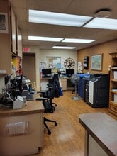 541 W Main St, Lewisville, TX for lease Interior Photo- Image 2 of 11