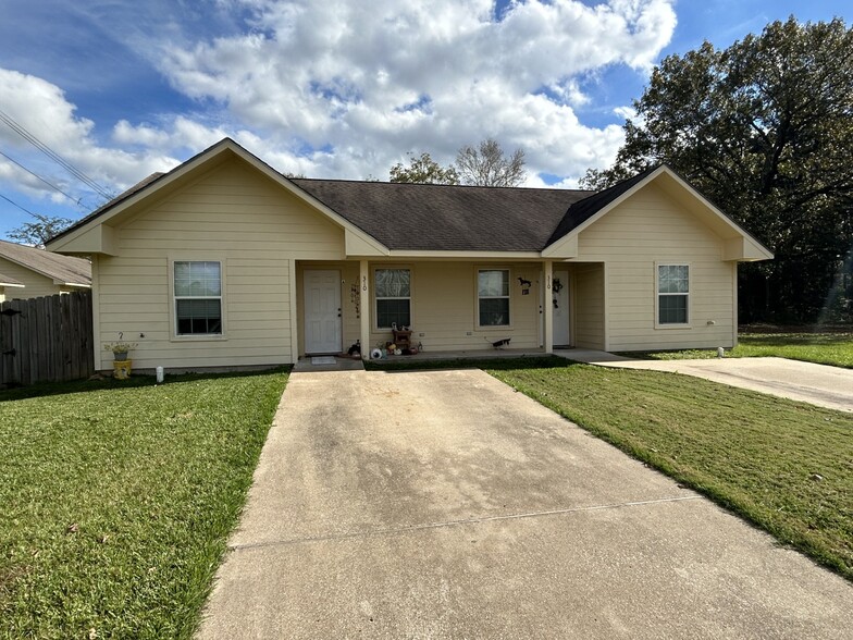 373 1st st, Huntington, TX for sale - Primary Photo - Image 1 of 10