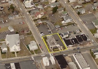 300 E Main St, Riverhead, NY - AERIAL map view