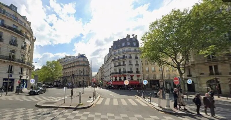 Retail in Paris for lease - Aerial - Image 1 of 1