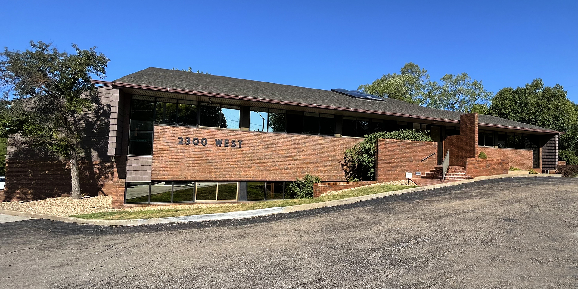 2300 SW 29th St, Topeka, KS for sale Building Photo- Image 1 of 1