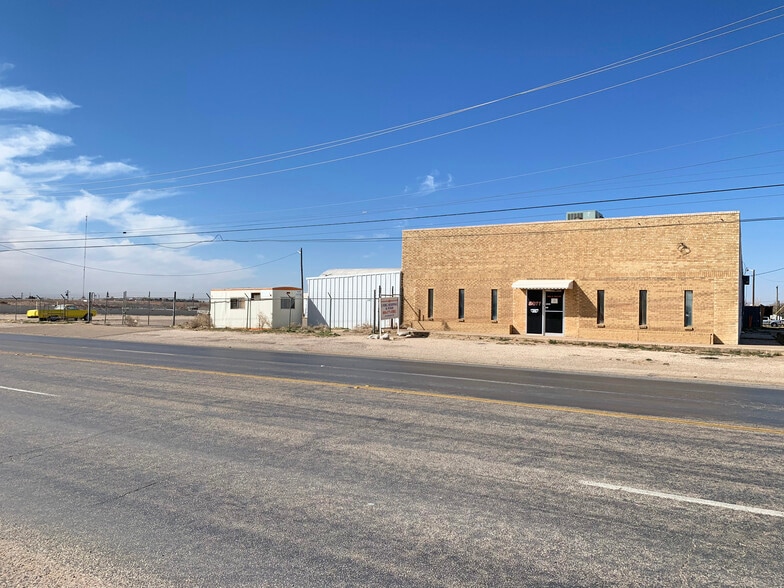 902 S Dallas Ave, Lamesa, TX 79331