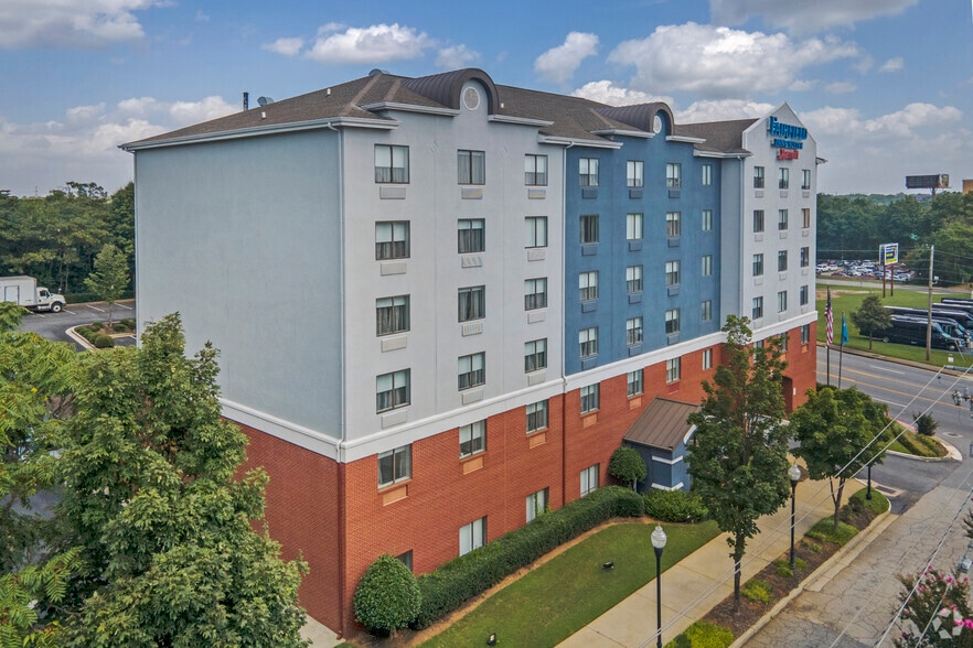 1255 Walker Ave, East Point, GA for sale - Building Photo - Image 2 of 27