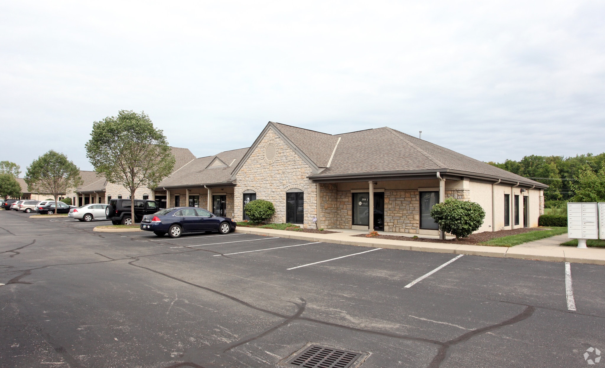 5930 Wilcox Pl, Dublin, OH for lease Primary Photo- Image 1 of 6