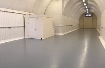 Raymouth Rd, London for lease Interior Photo- Image 1 of 2