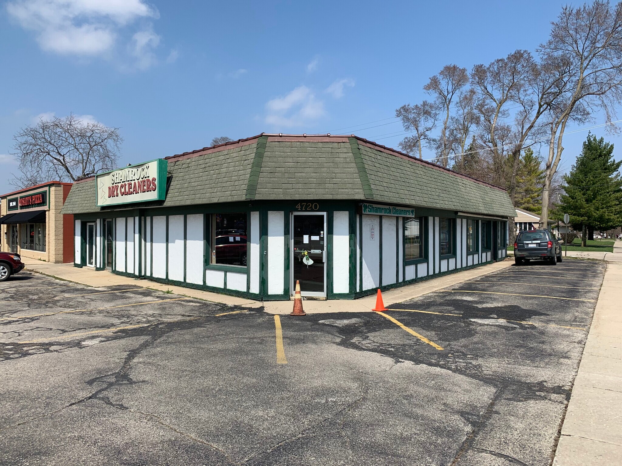 4720 W Elm St, Mchenry, IL for sale Primary Photo- Image 1 of 1