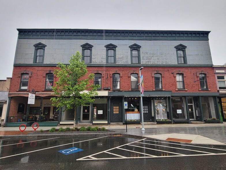 32-40 Pleasant St, Claremont, NH 03743 - Retail for Sale | LoopNet