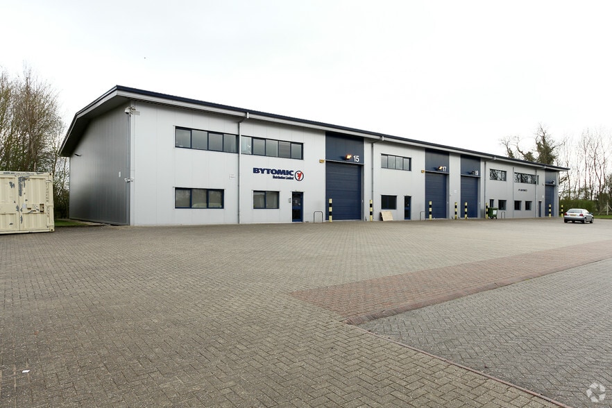 15-21 Top Angel, Buckingham for sale - Building Photo - Image 1 of 1