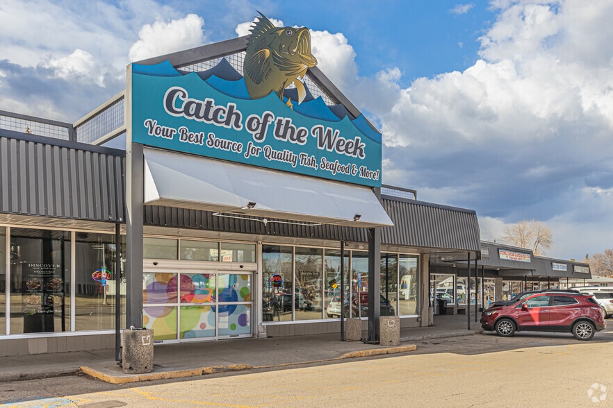 5036 106 Ave NW, Edmonton, AB for sale - Building Photo - Image 2 of 7