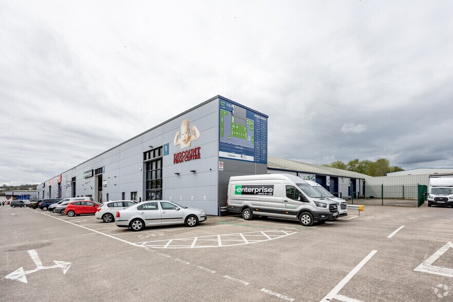 Penarth Rd, Cardiff for lease - Primary Photo - Image 1 of 9