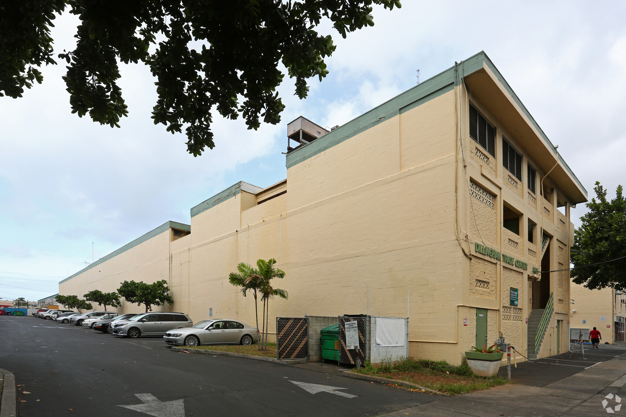 1001 Dillingham Blvd, Honolulu, HI for sale Building Photo- Image 1 of 1