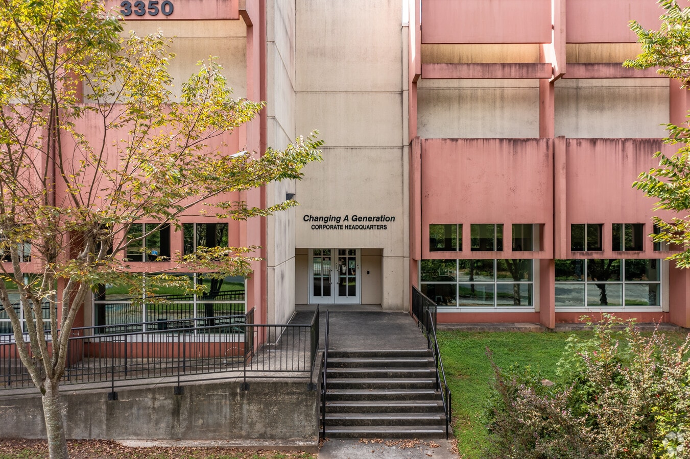 3350 Greenbriar Pky, Atlanta, GA 30331