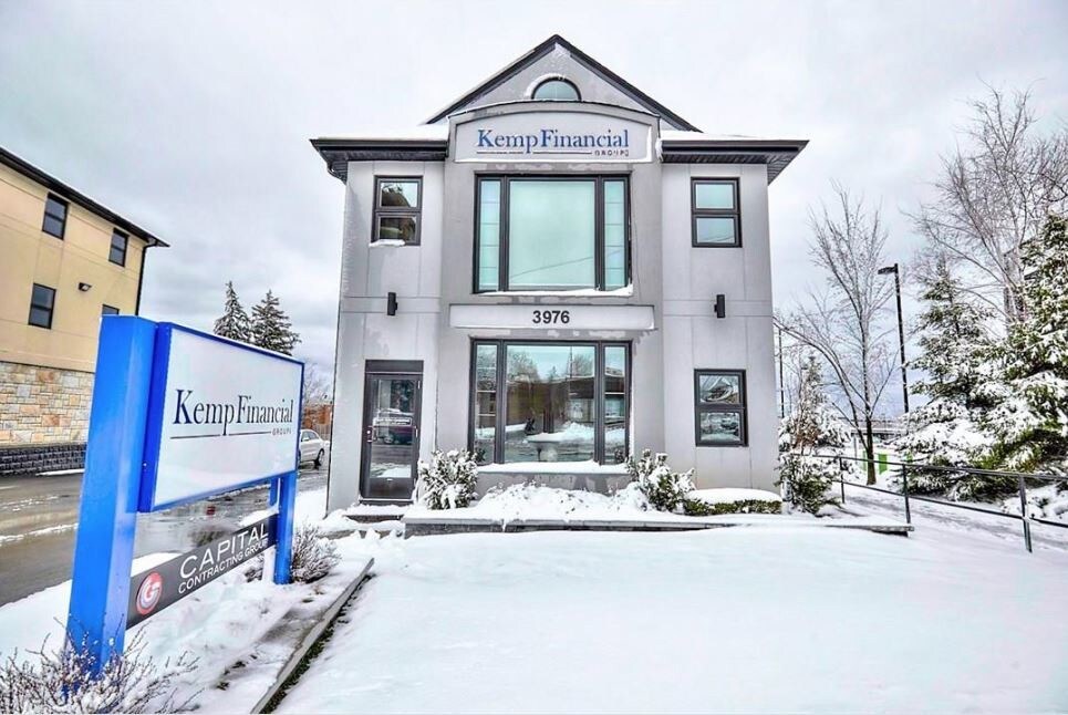 3976 Portage Rd, Niagara Falls, ON L2J 2K9