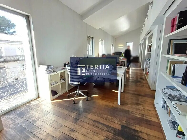 Office in Montpellier for sale - Interior Photo - Image 2 of 11