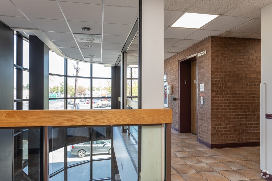 6323 Georgia Ave NW, Washington, DC for lease - Interior Photo - Image 3 of 3