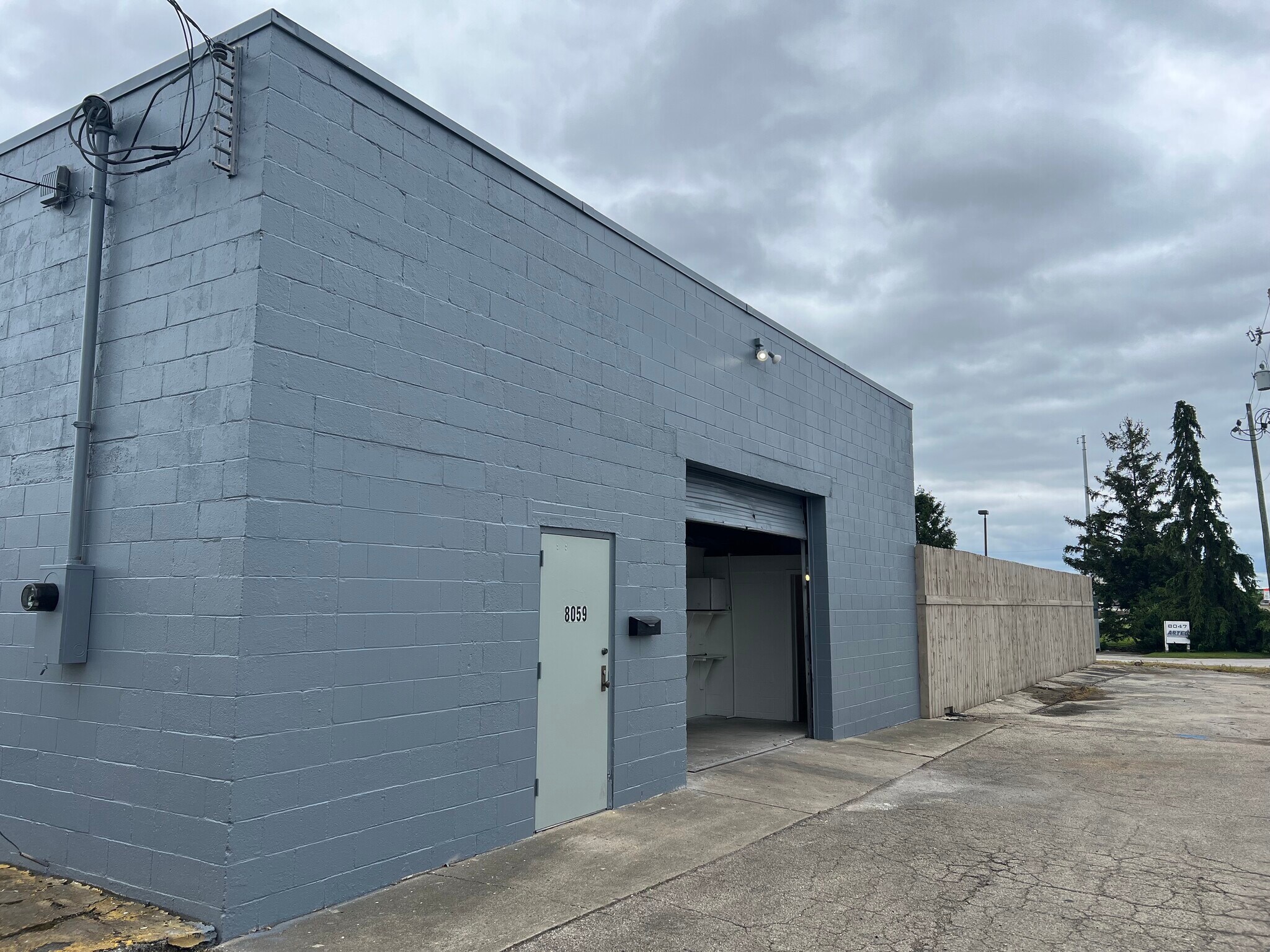 8065 Castleton rd, Indianapolis, IN for sale Building Photo- Image 1 of 1