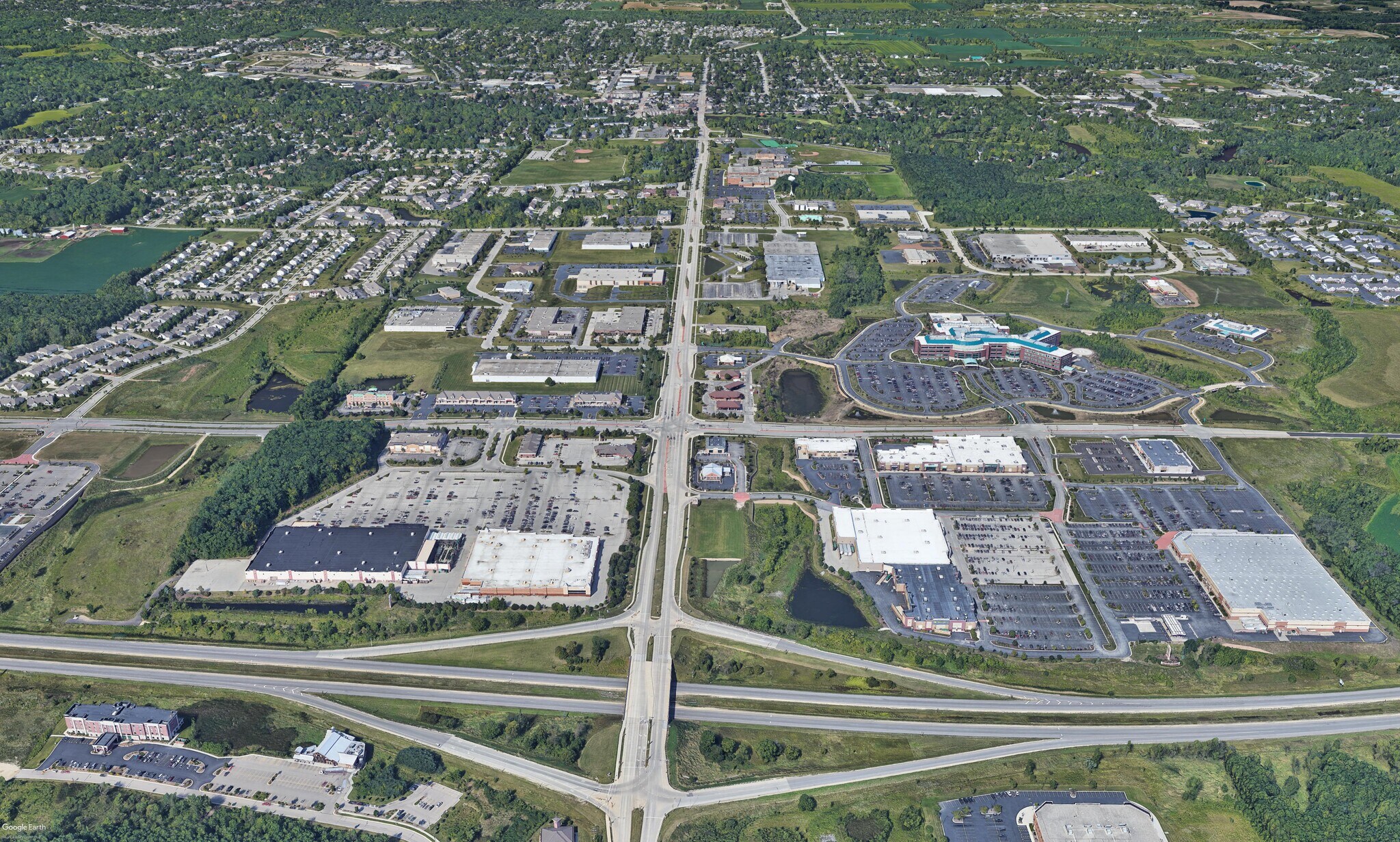 1346 N Port Washington Rd, Grafton, WI 53024 Grocer Soft/Hard Goods