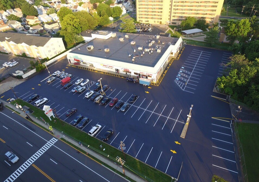 1600 E Saint Ave, Linden, NJ 07036