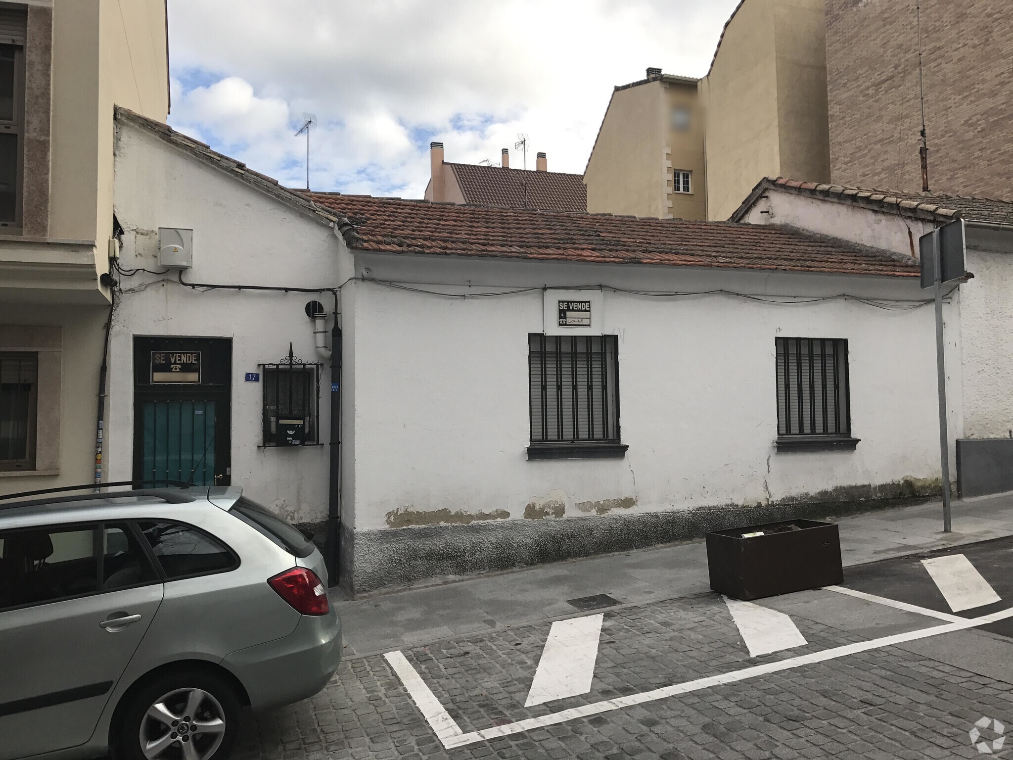Calle Fuente, 17, Las Rozas de Madrid, Madrid for sale Primary Photo- Image 1 of 3