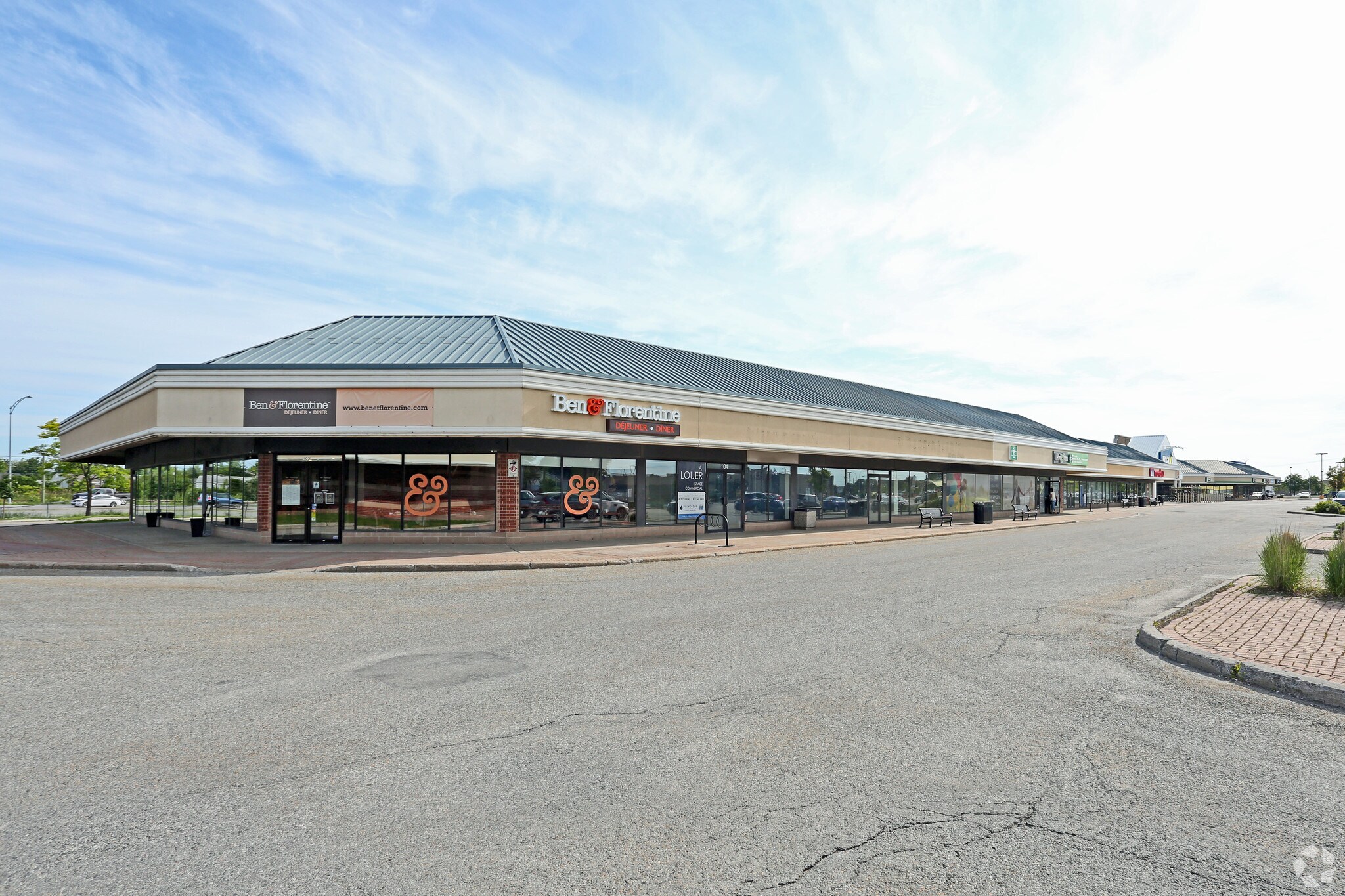 25 Rd Savane, Gatineau, QC for lease Primary Photo- Image 1 of 4