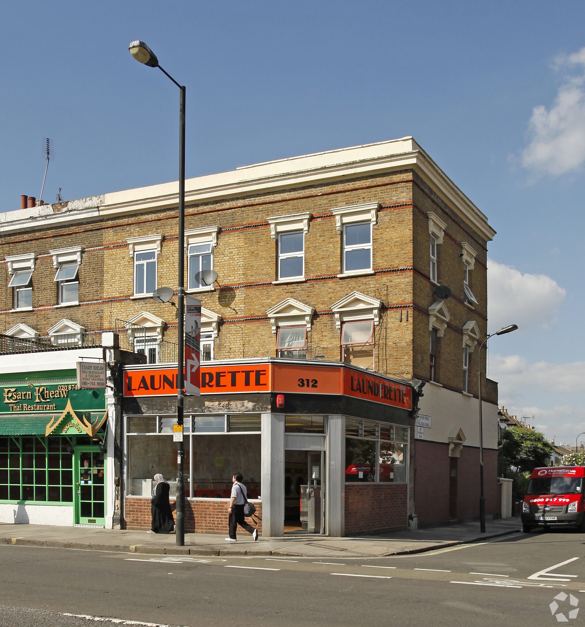 312 Uxbridge Rd, London for sale Primary Photo- Image 1 of 1