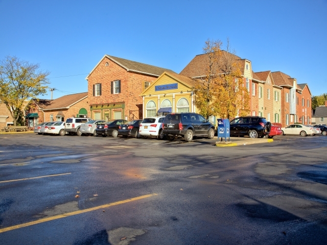 4476 Main St, Buffalo, NY for lease - Building Photo - Image 1 of 4